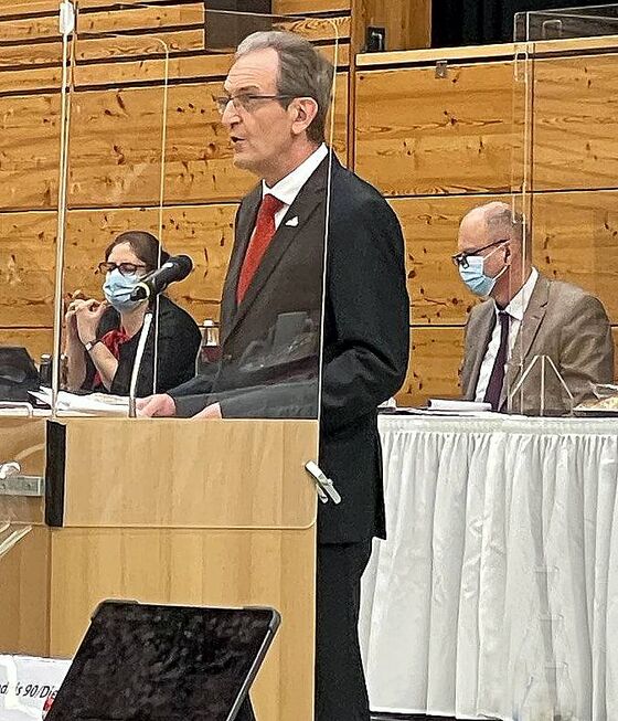 Fraktionssprecher Dr. Ralf Göck bei seiner Rede